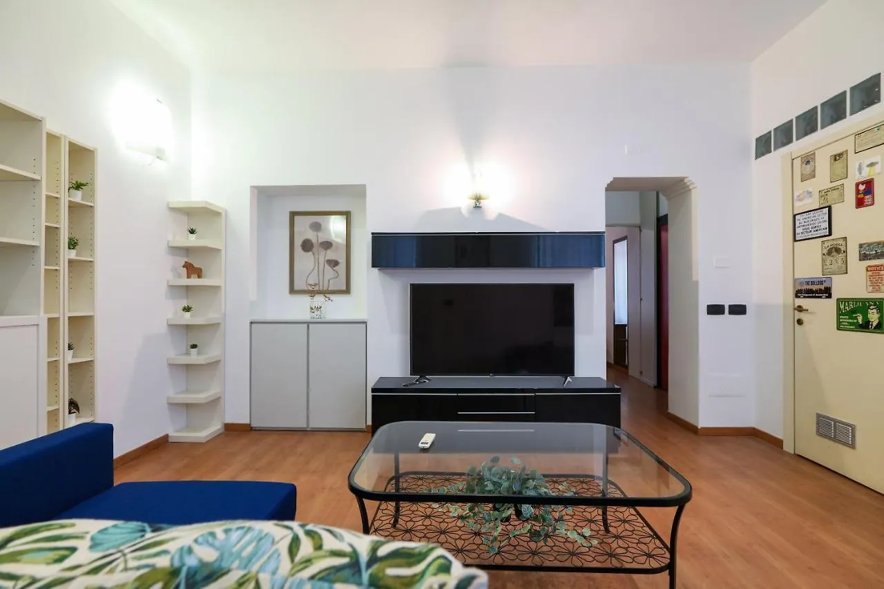Primopiano - Pellegrino Rossi B Apartment Milan 0*,  Italy
